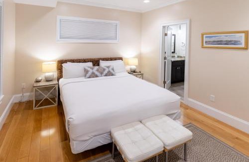Yachting Village Apartment | The Newport Lofts - 611 Thames Street