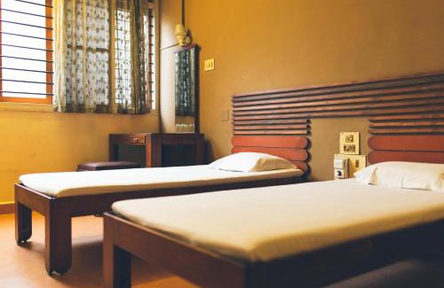 Onamthuruth Cabin | The Nisha Continental