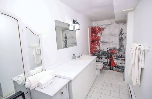Bracebridge Apartment | The Notting Hill Room | The Jypsy Inn