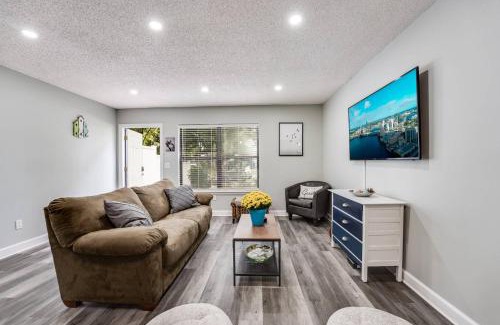 Orange Park House | The Nutty Squirrel!
