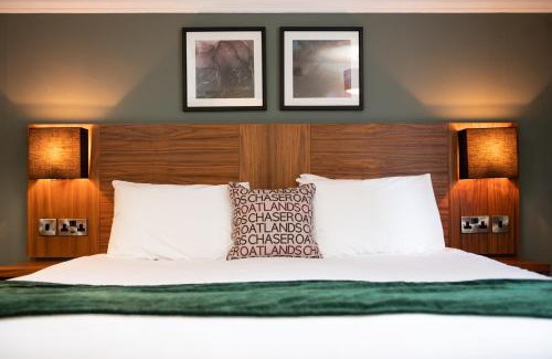 Elmbridge Hotel | The Oatlands Chaser by Innkeeper's Collection