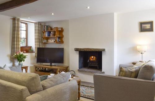 Longnor House | The Old Candle House