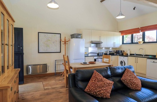 Blandford Forum Cottage | THE OLD CART SHED, pet friendly in Winterborne Stickland