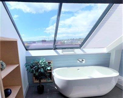 Redcliffe Apartment | The Old Coach House: Luxury Harbourside Apartment