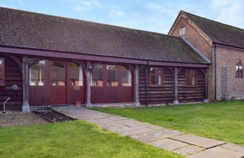 Thame House | The Old Dairy - Meadowbrook Farm