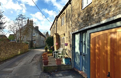 Colerne Apartment | The Old Fire Station at Colerne