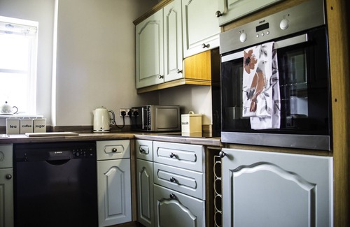Low Catton Cottage | The old granary - holiday home