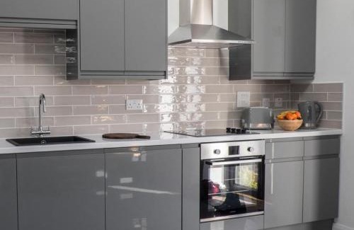 Ynysddu Apartment | The Old Mountain Stables Caerllwyn Ganol Farm