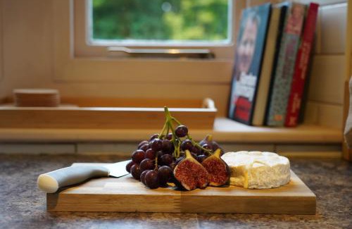 Steeple Aston House | The Old Police House- Beautiful Oxfordshire Countryside Retreat- Sleeps 10