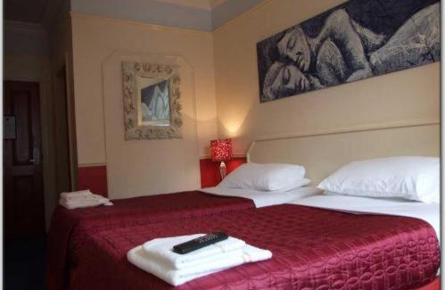 Limerick City Centre Hotel | The Old Quarter Townhouse