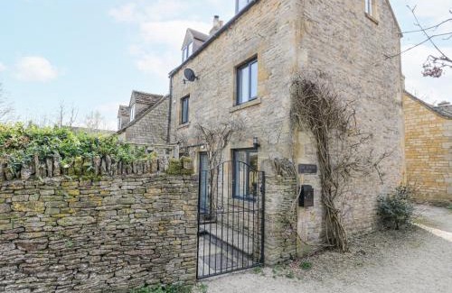 Longborough House | The Old School House