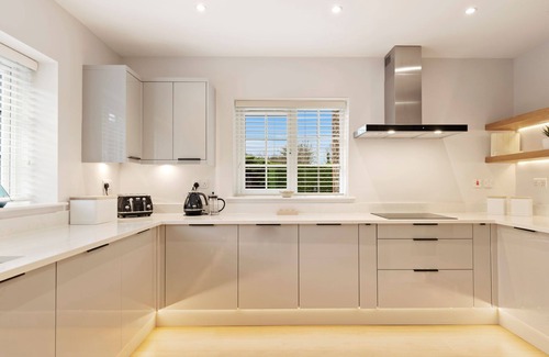 Crynant Cottage | The Old School - Luxury Cottages