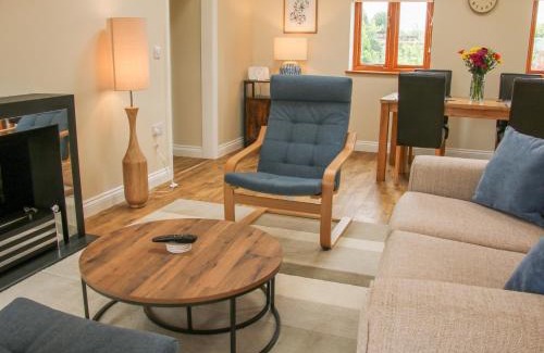 Ellenhall House | The Old Smithy