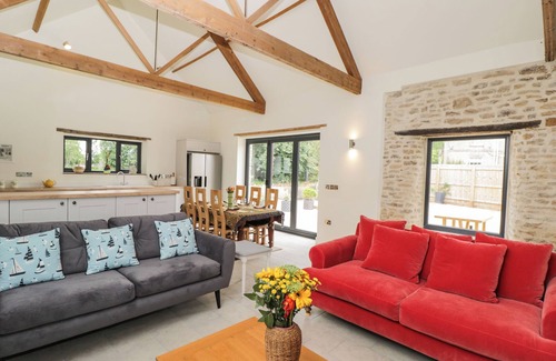 Gillingham Cottage | THE OLD STABLE, pet friendly, character holiday cottage in Gillingham