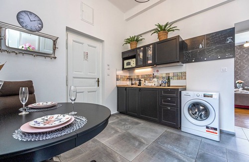 Stare Mesto Apartment | The Old Town Square & Parizska Apartments