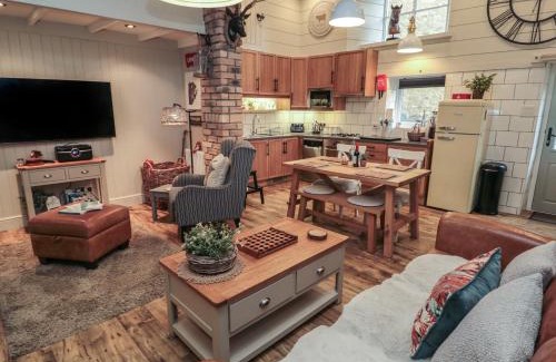 Warkworth House | The Olde Stables