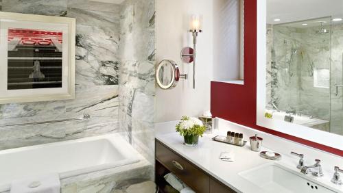 St. Lawrence Hotel | The Omni King Edward Hotel