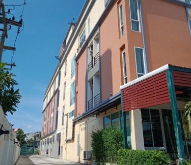 Mak Khaeng Hotel | The One Residence