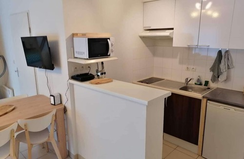 Lalande-Grand Selve Apartment | ⭐ The orangery ⭐ 4 pers ⭐ A/C ⭐ Parking ⭐ WiFi ⭐
