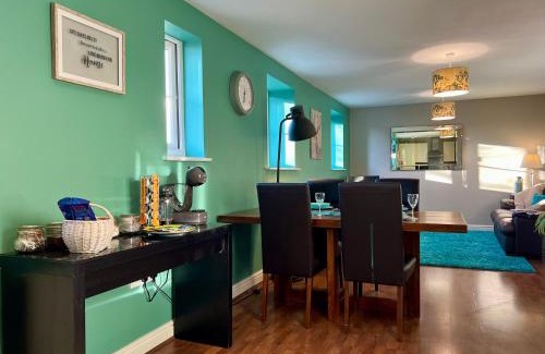 Beeston Apartment | The Orchid-Central Beeston-Private Apartment-SmartTV-Free Wi-Fi-Tram-Parking