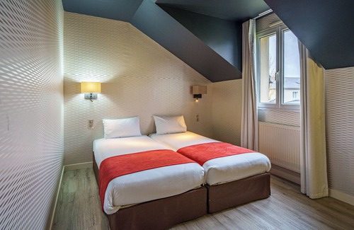 Doue-la-Fontaine Hotel | The Originals City, Hôtel La Saulaie, Saumur Ouest