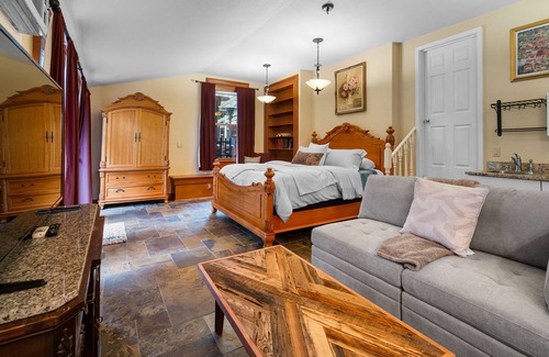 Jacksonville Hotel | The Orth House Inn by Remotion