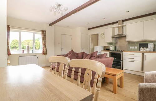 Acomb Cottage | The Paddock