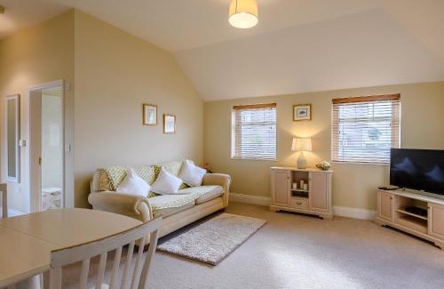 Woodhall Spa House | The Parlour - Uk36122