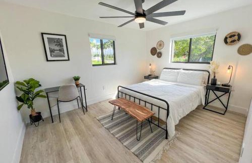 Homestead Villa | The Pass Through Brand New 2 - 1 Modern Villa