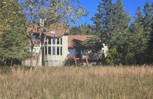 Charlevoix House | The Pearl of Oyster Bay