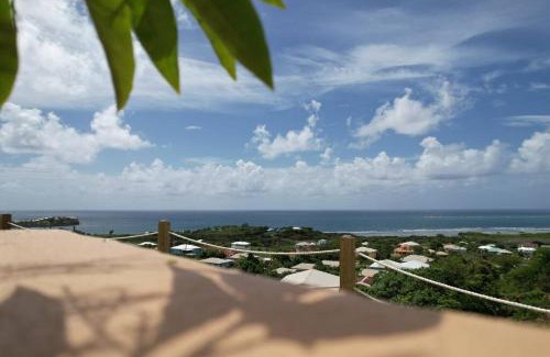 Cades Bay Villa | The Pearl - Spacious Air Conditioned 3BD, 2BTH Villa with Gorgeous Views