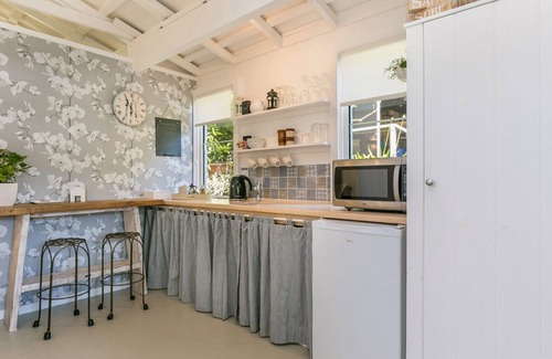 Pretty Beach Central Coast House | 'The Pelicans Nest' by Accom Holidays