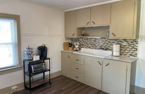 Espy Apartment | The Perch - Cozy, Dog-Friendly, Small Town Retreat