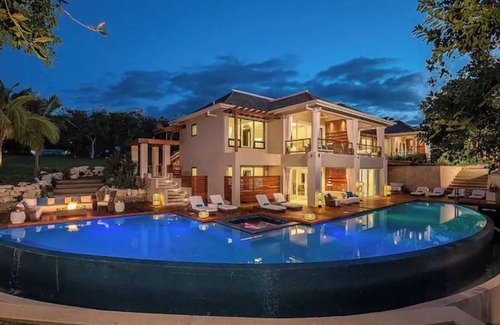 Ocho Rios House | The Perfect Jamaican vacation home for everyone.