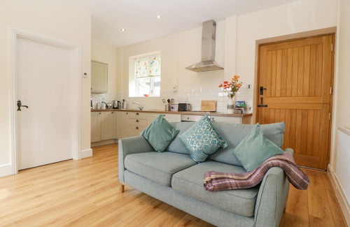 Usk Cottage | The Pheasant One