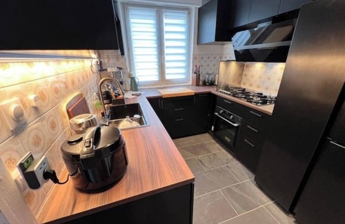 Nilvange Apartment | The pianists' stove (10 pl.)