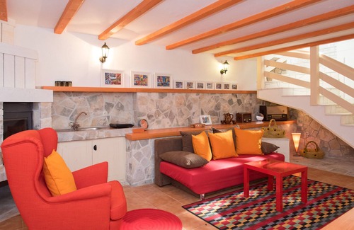 Vinisce Cottage | The picturesque stone holiday house with private pool