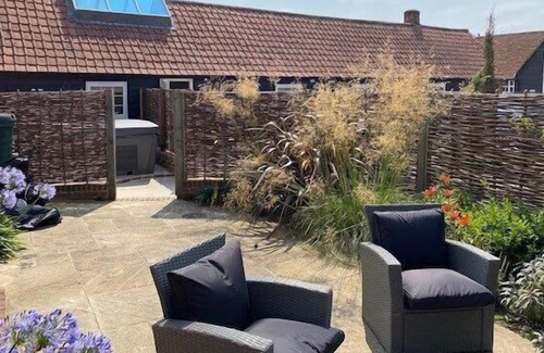 Colchester House | The Piggery - an idyllic five-star retreat with hot tub in beautiful Essex countryside