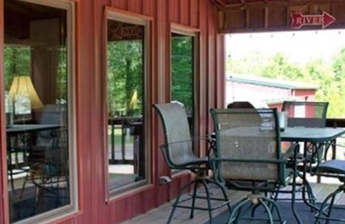 Broken Bow Cabin | The Pine Cone - Cozy & Perfect for Couples ~ Includes Kayaks!
