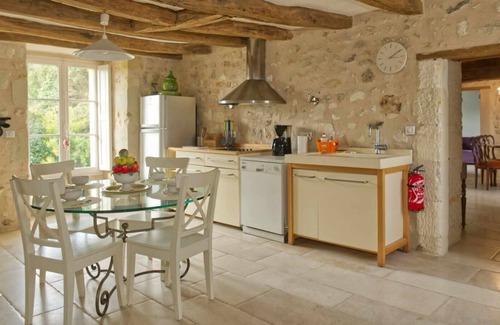 Ferriere-Larcon House | The Plessis eco lodge at Port du Loup