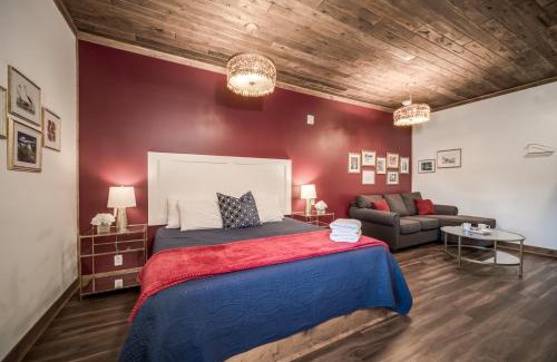Prescott Hotel | The Port of Prescott Boutique Hotel