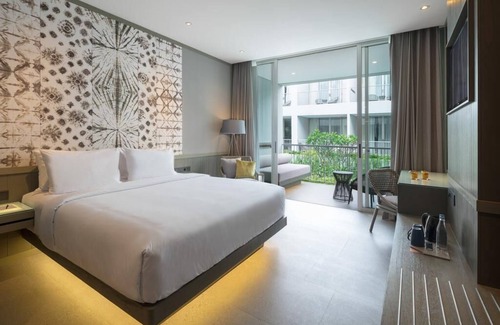 Petitenget Hotel | The Premier Sunshine Seminyak Suite