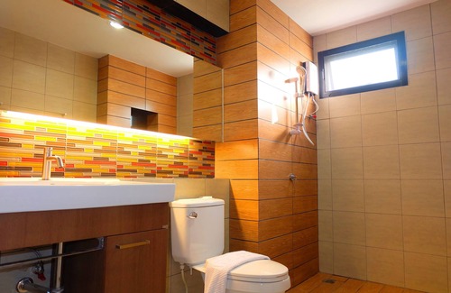 Sam Phran Hotel | The Pride