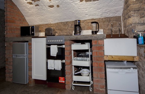Pill Apartment | The Priory Cellars Abbots Leigh