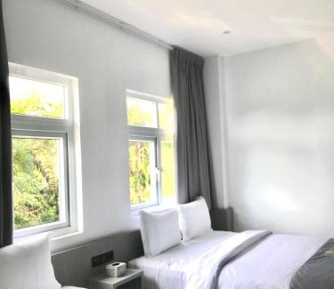 Medan Hotel | The Quadrant Hotel KNO