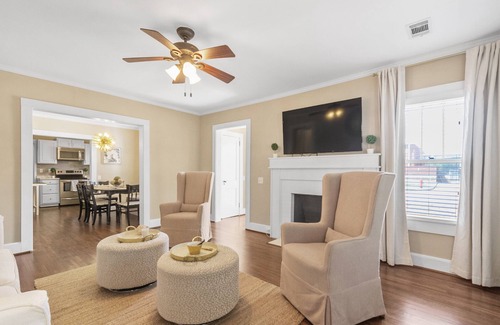 Northport House | The Rambler - Beautiful Ranch Style Home 2 Miles from UA Campus!