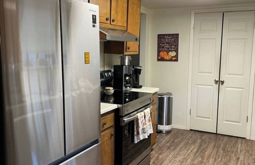 San Angelo House | THE RED ARROYO TOWNHOUSE - Just minutes away to any area in San Angelo! !