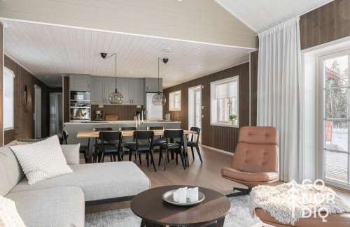 Tallberg Villa | The Red Fox Lodge