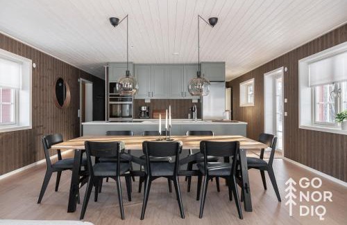 Tallberg Villa | The Red Fox Lodge