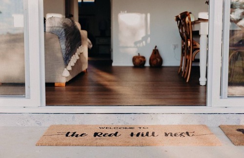 Glanmire Cottage | The Red Hill Nest a place to relax, unwind and rejuvenate x
